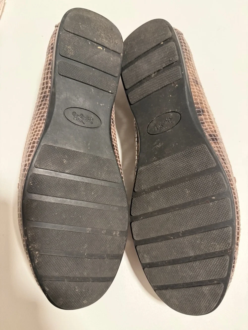 Coach Womens Fredrica Loafers Snake Print Leather Sz 7.5